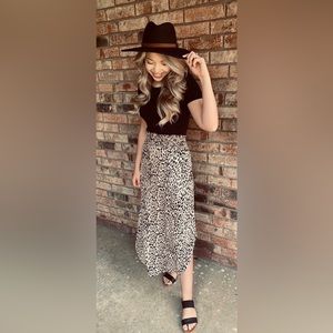 Leopard Maxi Skirt Size Small